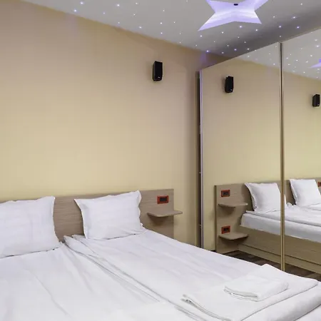 1bd Next To Women's Market София